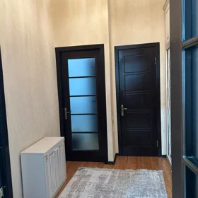 In Baku 66.0 m² apartment is for sale - Image 5