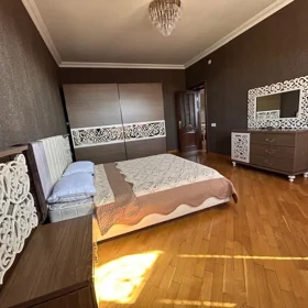 In Xəzər rayonu 400.0 m² house with 4.0 rooms is for rent - Image 2