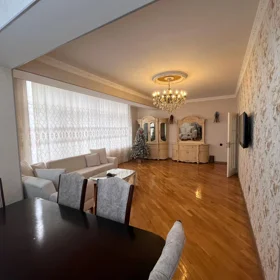 In Baku 100.0 m² apartment is for rent - Image 5