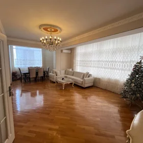 In Baku 100.0 m² apartment is for rent - Image 6