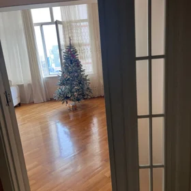 In Baku 100.0 m² apartment is for rent - Image 7