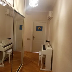 In Baku 70.0 m² apartment is for sale - Image 2