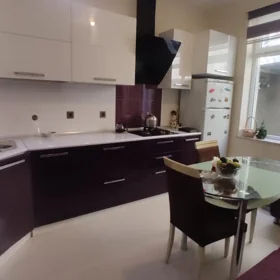 In Binəqədi rayonu 120.0 m² house with 4.0 rooms is for sale - Image 7