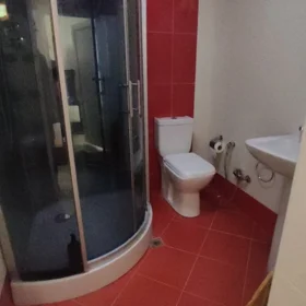In Binəqədi rayonu 120.0 m² house with 4.0 rooms is for sale - Image 8