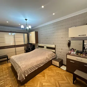 In Baku 115.0 m² apartment is for sale - Image 3
