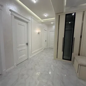 In Baku 133.0 m² apartment is for sale - Image 3