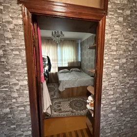 In Baku 90.0 m² apartment is for sale - Image 2