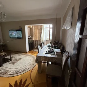 In Baku 90.0 m² apartment is for sale - Image 6