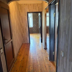 In Baku 60.0 m² apartment is for rent - Image 8