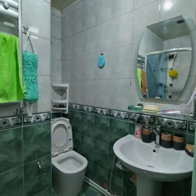 In Baku 150.0 m² apartment is for sale - Image 6