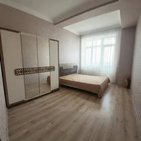 In Baku 90.0 m² apartment is for rent - Image 8