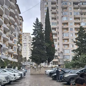 In Baku 75.0 m² apartment is for rent - Image 4