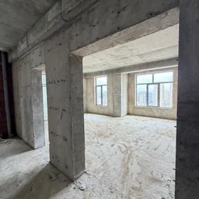 In Baku 147.0 m² apartment is for sale - Image 2
