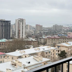 In Baku 147.0 m² apartment is for sale - Image 3