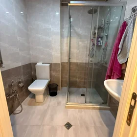 In Khirdalan 65.0 m² apartment is for rent - Image 9