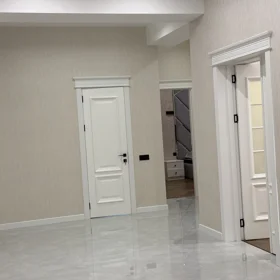 In Baku 150.0 m² apartment is for rent - Image 8