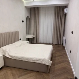In Baku 150.0 m² apartment is for rent - Image 10