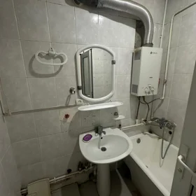 In Baku 85.0 m² apartment is for rent - Image 10