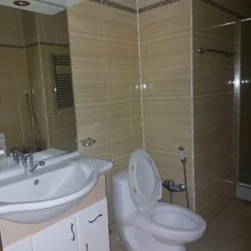 In Baku 125.0 m² apartment is for rent - Image 2