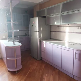 In Baku 125.0 m² apartment is for rent - Image 5