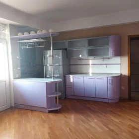 In Baku 125.0 m² apartment is for rent - Image 7