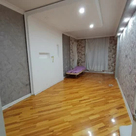 In Baku 125.0 m² apartment is for sale - Image 6