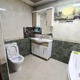In Baku 125.0 m² apartment is for sale - Image 7