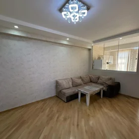 In Baku 70.0 m² apartment is for rent - Image 2