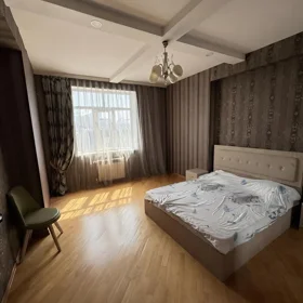 In Baku 70.0 m² apartment is for rent - Image 6