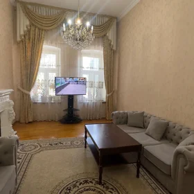 In Səbail rayonu 130.0 m² apartment is for sale - Image 3