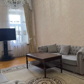 In Səbail rayonu 130.0 m² apartment is for sale - Image 4