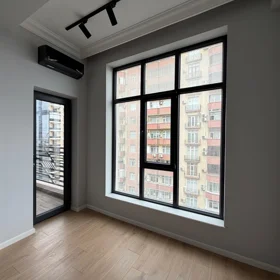 In Baku 73.0 m² apartment is for sale - Image 6