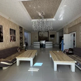 In Baku 200.0 m² commercial is for rent - Image 3