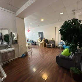 In Baku 200.0 m² commercial is for rent - Image 4