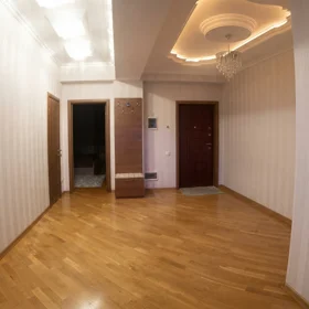In Baku 105.0 m² apartment is for rent - Image 6