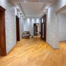In Baku 70.0 m² apartment is for rent - Image 5