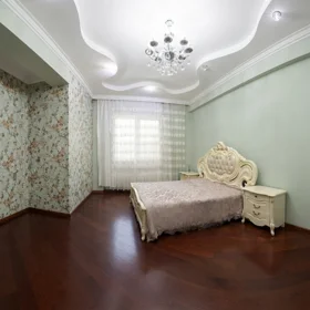 In Baku 120.0 m² apartment is for rent - Image 3