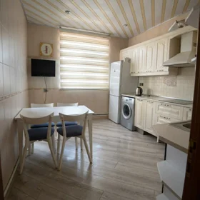 In Baku 110.0 m² apartment is for rent - Image 5