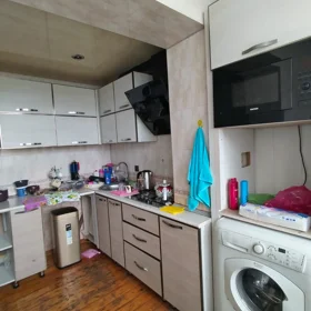 In Baku 150.0 m² apartment is for sale - Image 5