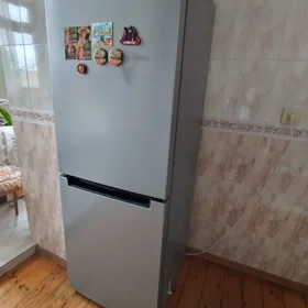 In Baku 150.0 m² apartment is for sale - Image 6