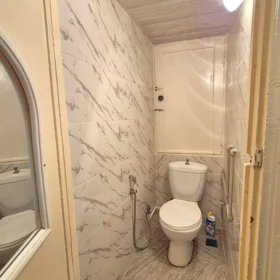 In Baku 50.0 m² apartment is for rent - Image 8