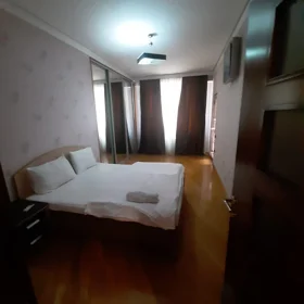In Baku 211.0 m² apartment is for rent - Image 5