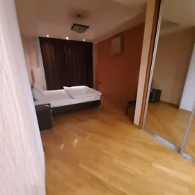 In Baku 211.0 m² apartment is for rent - Image 6