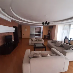 In Baku 211.0 m² apartment is for rent - Image 7