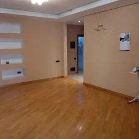 In Baku 211.0 m² apartment is for rent - Image 9