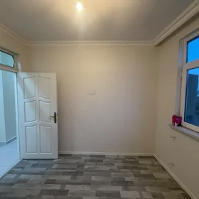 In Baku 91.0 m² house with 3.0 rooms is for sale - Image 4