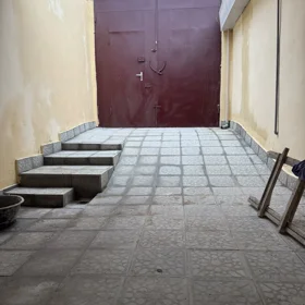 In Baku 91.0 m² house with 3.0 rooms is for sale - Image 9