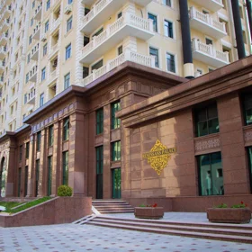 In Baku 65.0 m² apartment is for sale - Image 3