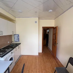 In Khirdalan 42.0 m² apartment is for rent - Image 6
