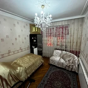 In Baku 150.0 m² apartment is for rent - Image 3